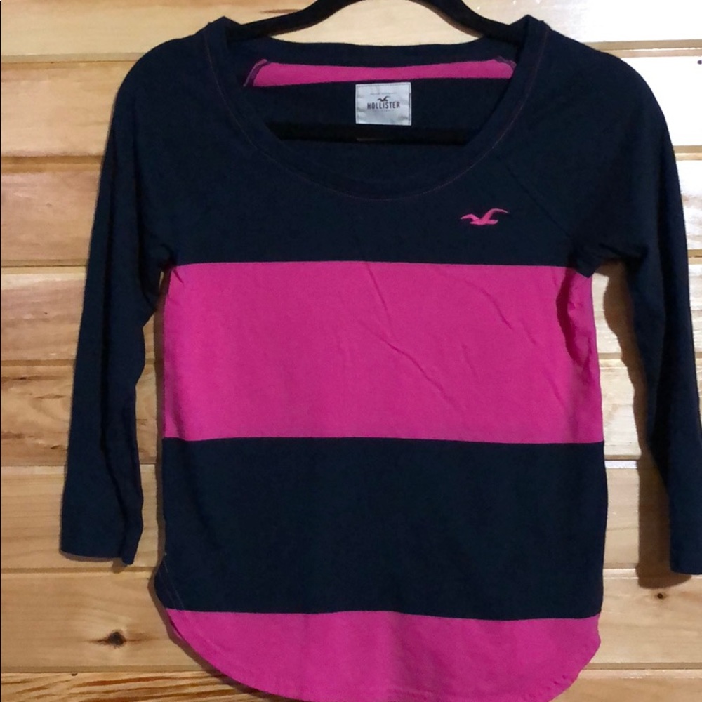 Hollister tee